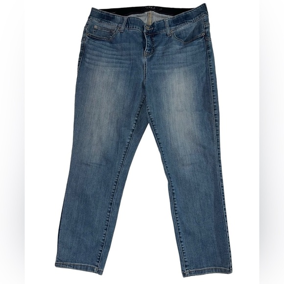 Torrid Bombshell Skinny Premium Stretch High-Rise Crop Jeans Size 18 - Picture 1 of 10